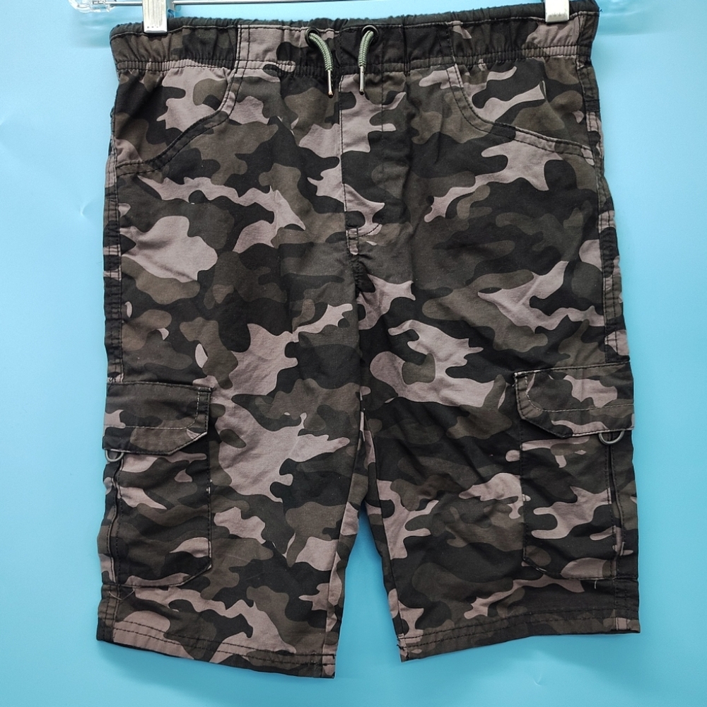Univibe Camouflage Cargo Shorts